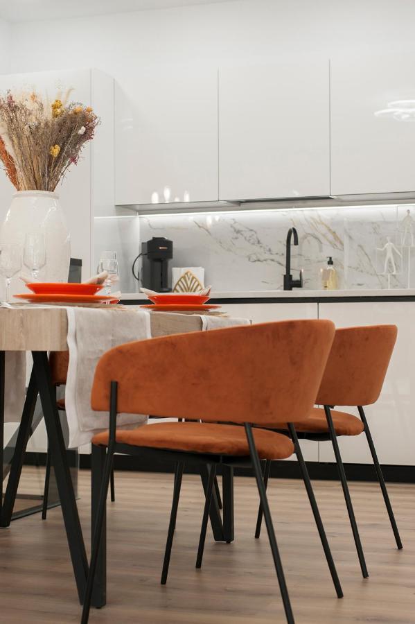 Exclusive Moraleja - Collection L - Eleven Host Apartment Alcobendas Ngoại thất bức ảnh